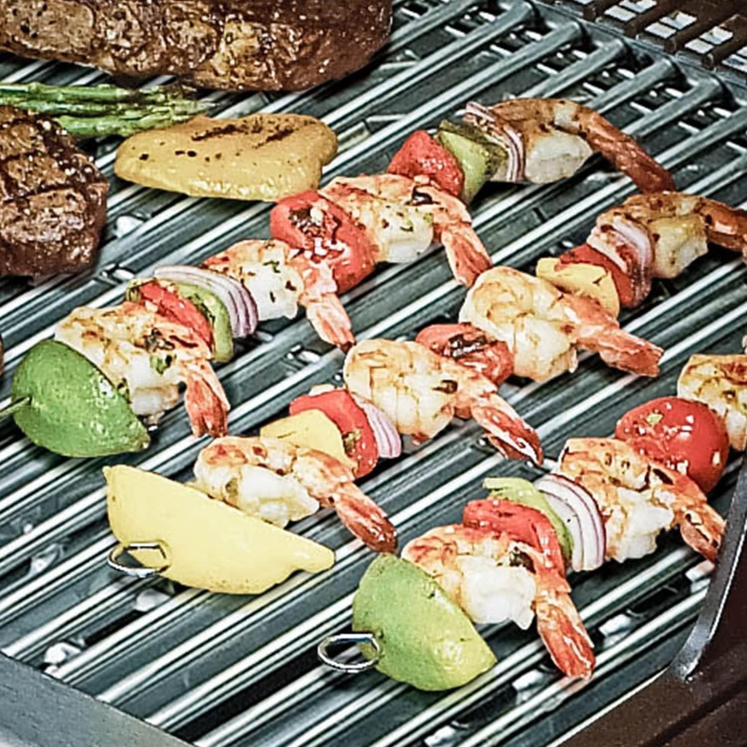 Broil King Regal S 590 Pro Gas Grill BK95834 - Image 11